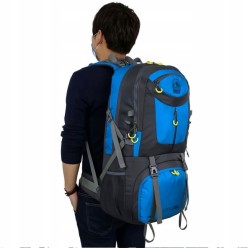 Plecak Górski Turystyczny Trekkingowy 60L Zestaw z Latarką