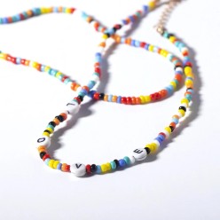 Zestaw Artystyczny Do Robienia Bransoletek i Naszyjników 7000 Elementów