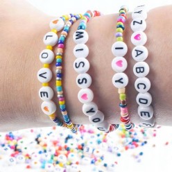 Zestaw Artystyczny Do Robienia Bransoletek i Naszyjników 12000 Elementów