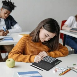 2w1 Biurowy Kalkulator z Elektronicznym Notatnikiem  Zestaw z Rysikiem