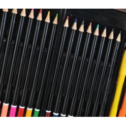 Zestaw do malowania 81 szt w walizce