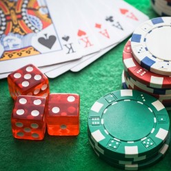Zestaw Do Pokera w Walizce 300 żetonów Poker